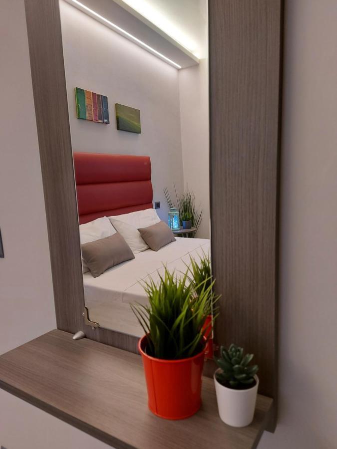Casa Vacanze Piccolpasso 20 Urbania Extérieur photo