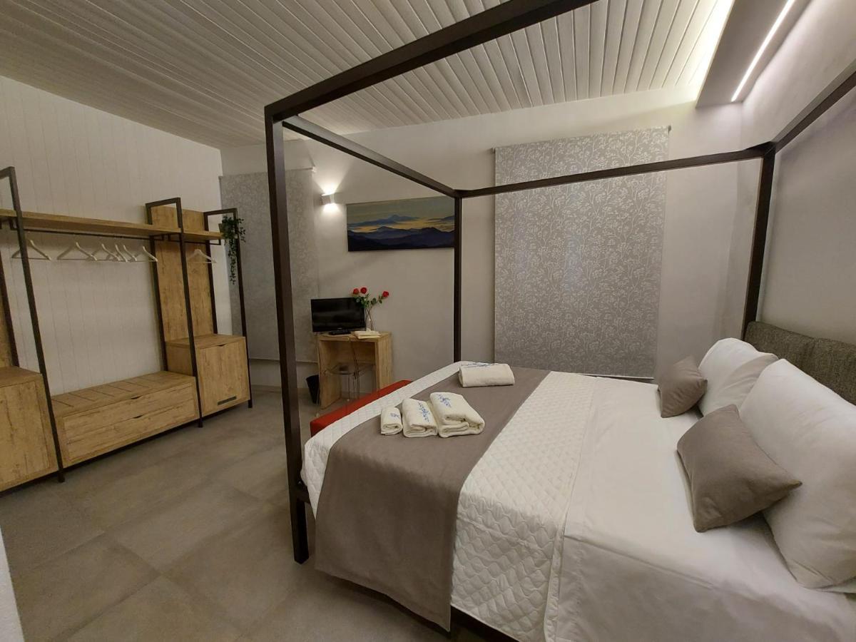 Casa Vacanze Piccolpasso 20 Urbania Extérieur photo